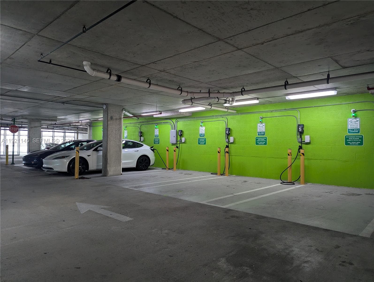 electric car charge station