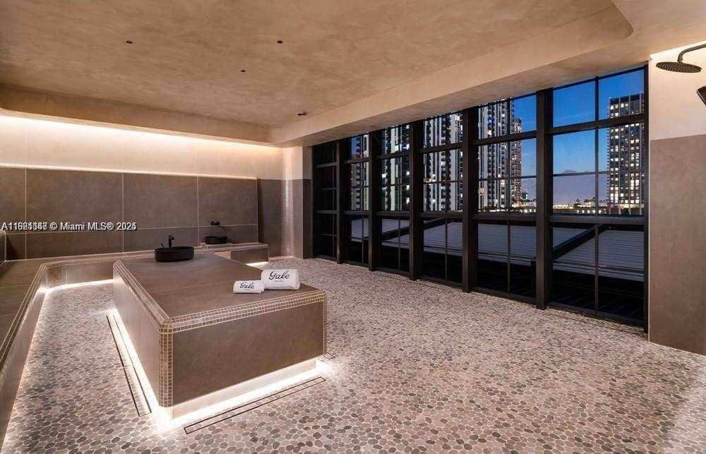 Gale Hotel & Residences (Natiivo) · #4114 in Miami - Photo 21