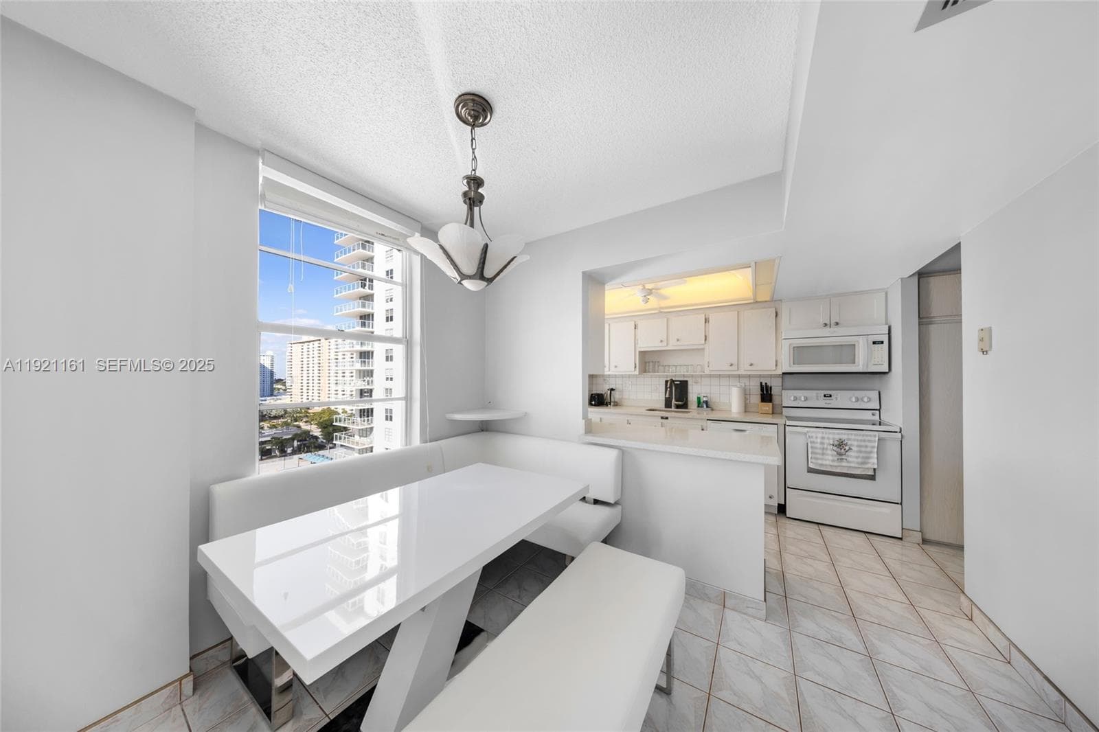 WINSTON TOWER 300 CONDO · #1218 in Sunny Isles Beach - Photo 25