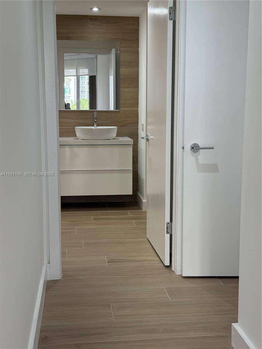 TERRACES NORTH TURNBERRY · #504 in Aventura - Photo 32