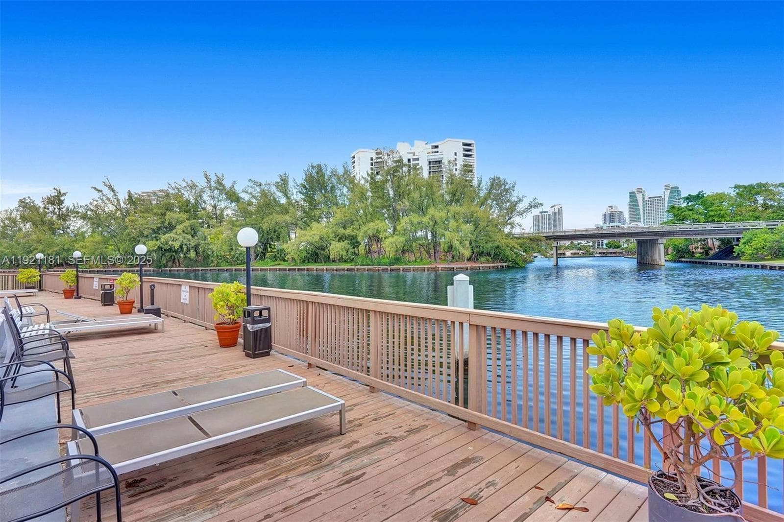 Fairways Riviera · #531 in Hallandale Beach - Photo 42