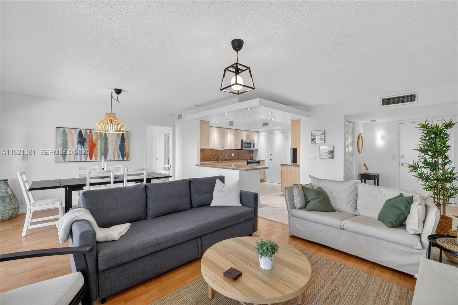 Fairways Riviera · #531 in Hallandale Beach - Photo 3