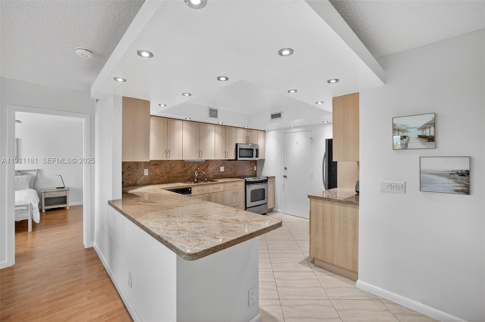 Fairways Riviera · #531 in Hallandale Beach - Photo 10