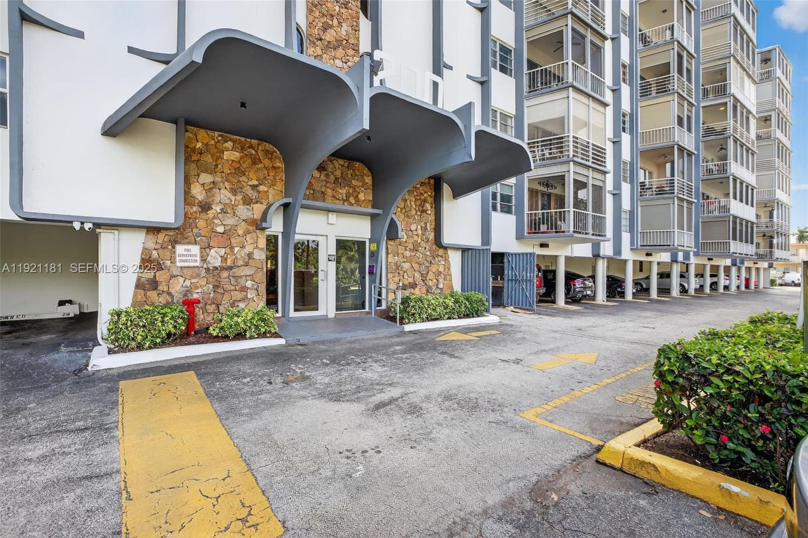 Fairways Riviera · #531 in Hallandale Beach - Photo 39