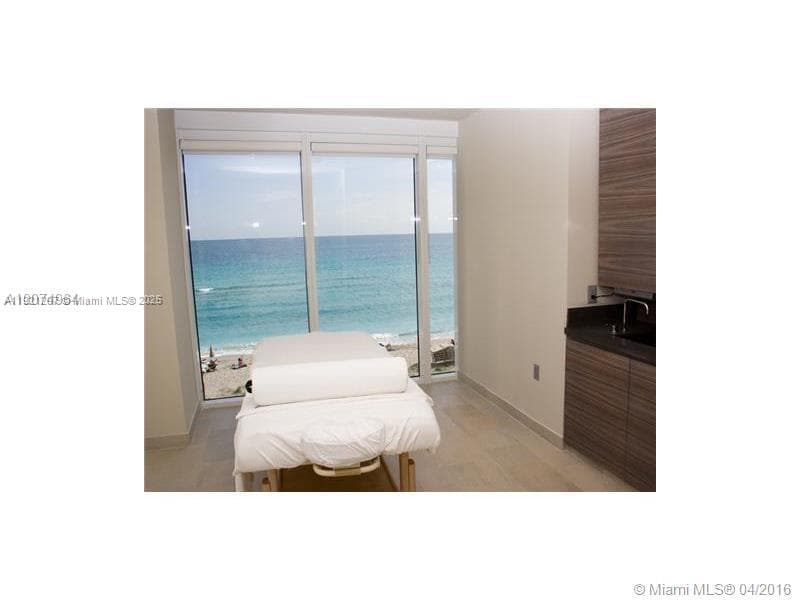 BEACH CLUB CONDO · #3107 in Hallandale Beach - Photo 10