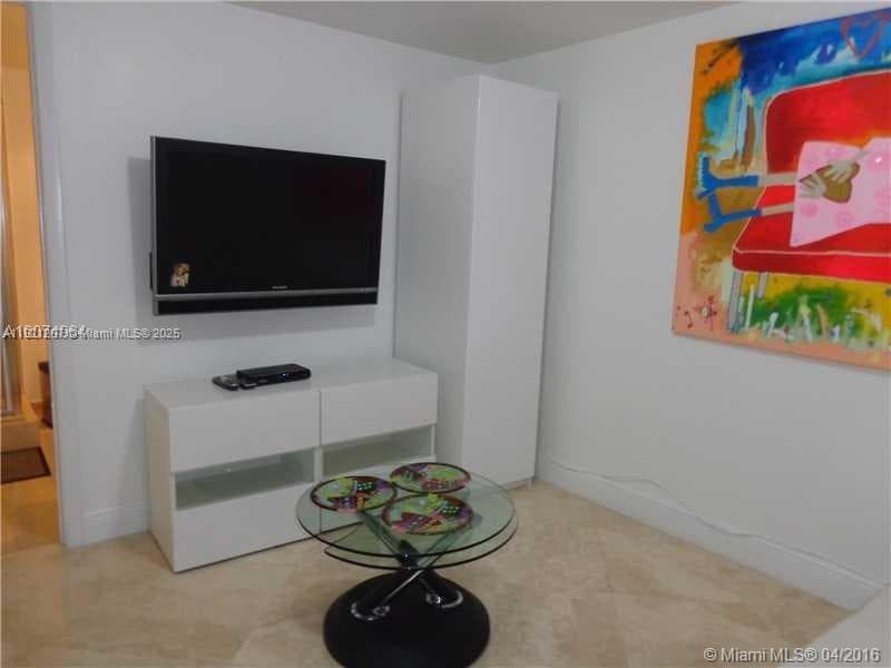 BEACH CLUB CONDO · #3107 in Hallandale Beach - Photo 14