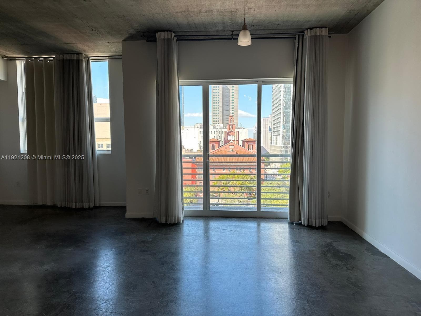 Loft Downtown II · #715 in Miami - Photo 10