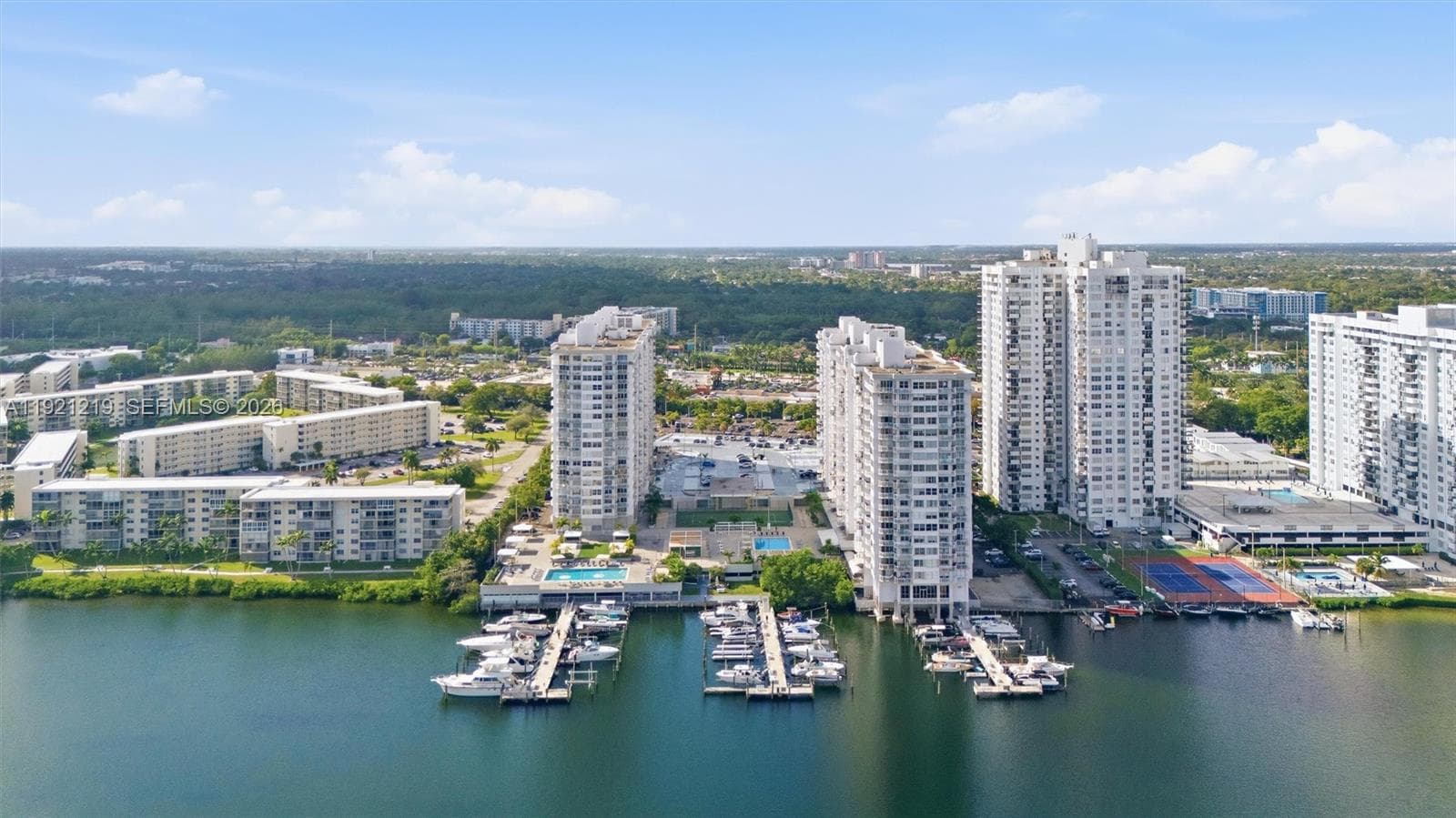 DEL PRADO MARINA · #802 in Aventura - Photo 19
