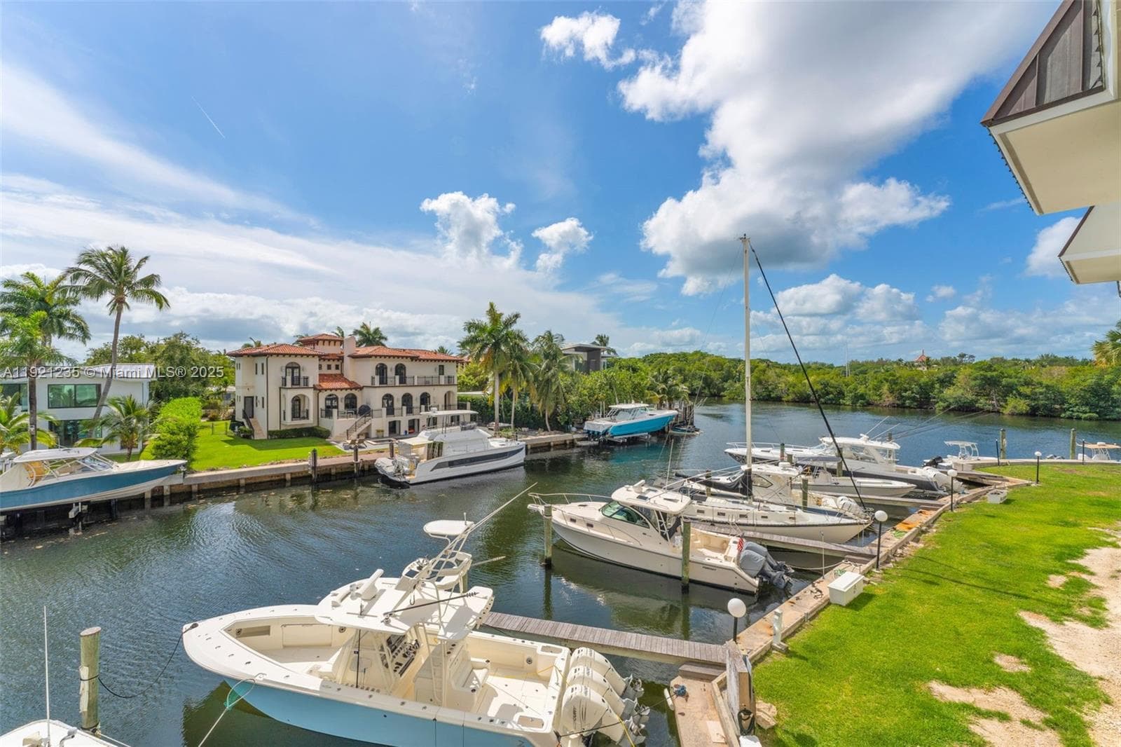 Gables Harbour · #315 in Coral Gables - Photo 18