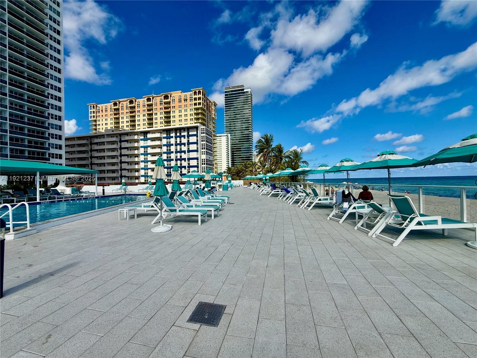 PARKER TOWER CONDO · #512 in Hallandale Beach - Photo 66