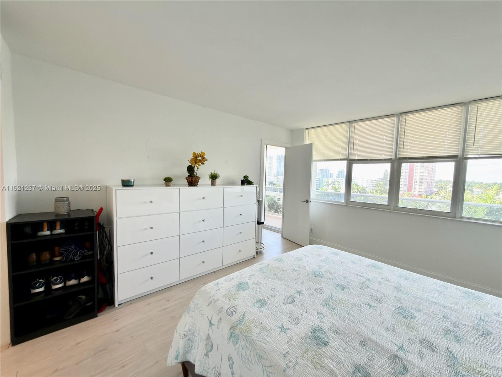 PARKER TOWER CONDO · #512 in Hallandale Beach - Photo 36