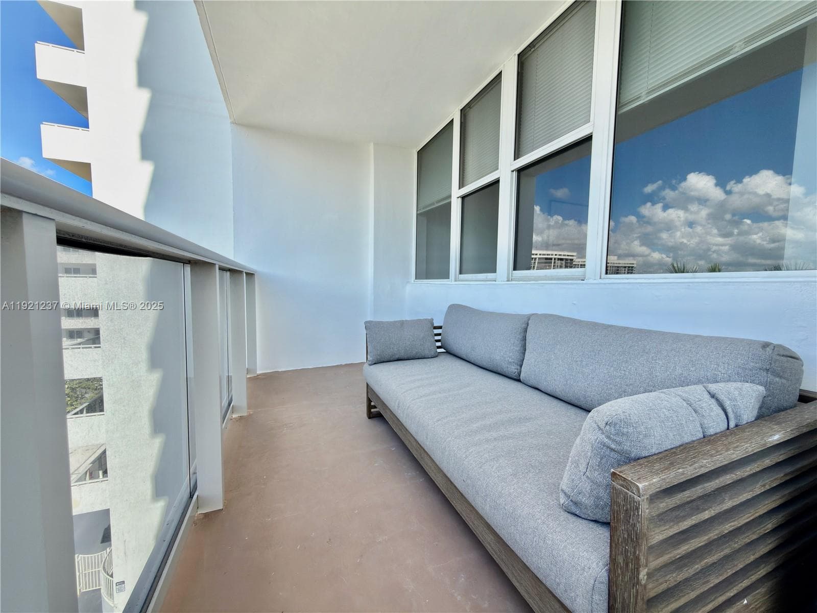 PARKER TOWER CONDO · #512 in Hallandale Beach - Photo 24