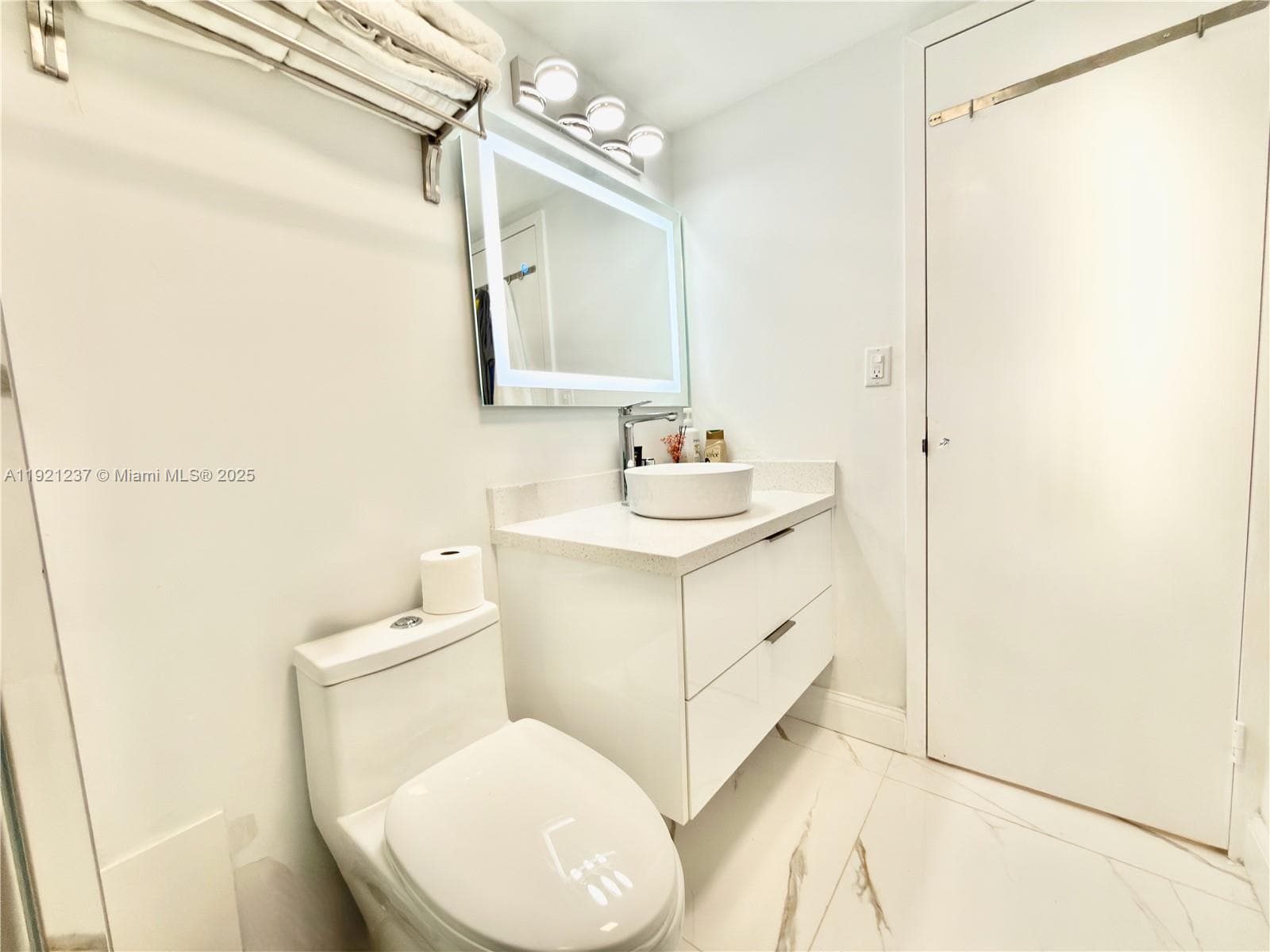 PARKER TOWER CONDO · #512 in Hallandale Beach - Photo 38