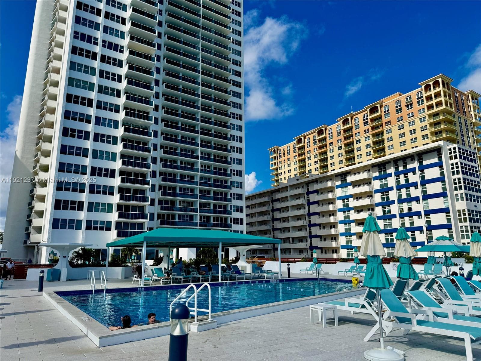PARKER TOWER CONDO · #512 in Hallandale Beach - Photo 65