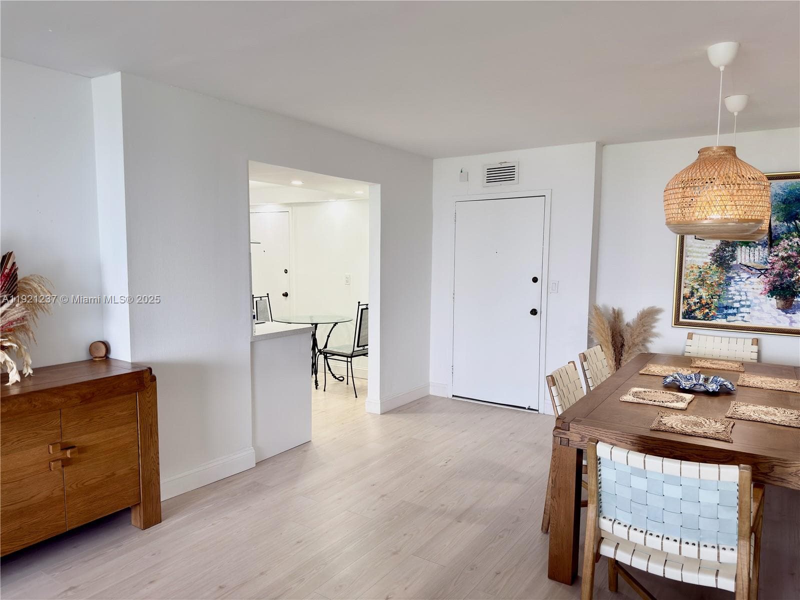 PARKER TOWER CONDO · #512 in Hallandale Beach - Photo 15