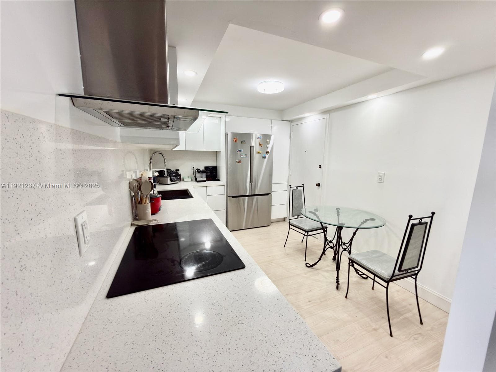 PARKER TOWER CONDO · #512 in Hallandale Beach - Photo 11