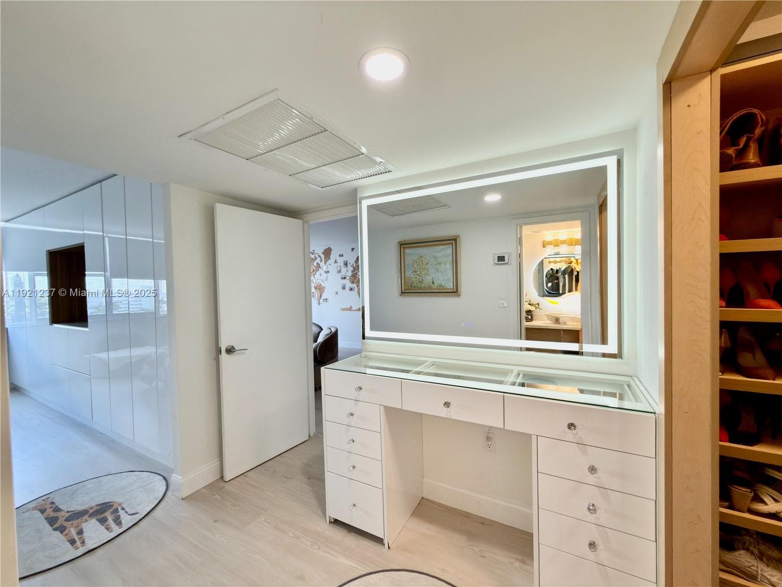 PARKER TOWER CONDO · #512 in Hallandale Beach - Photo 44