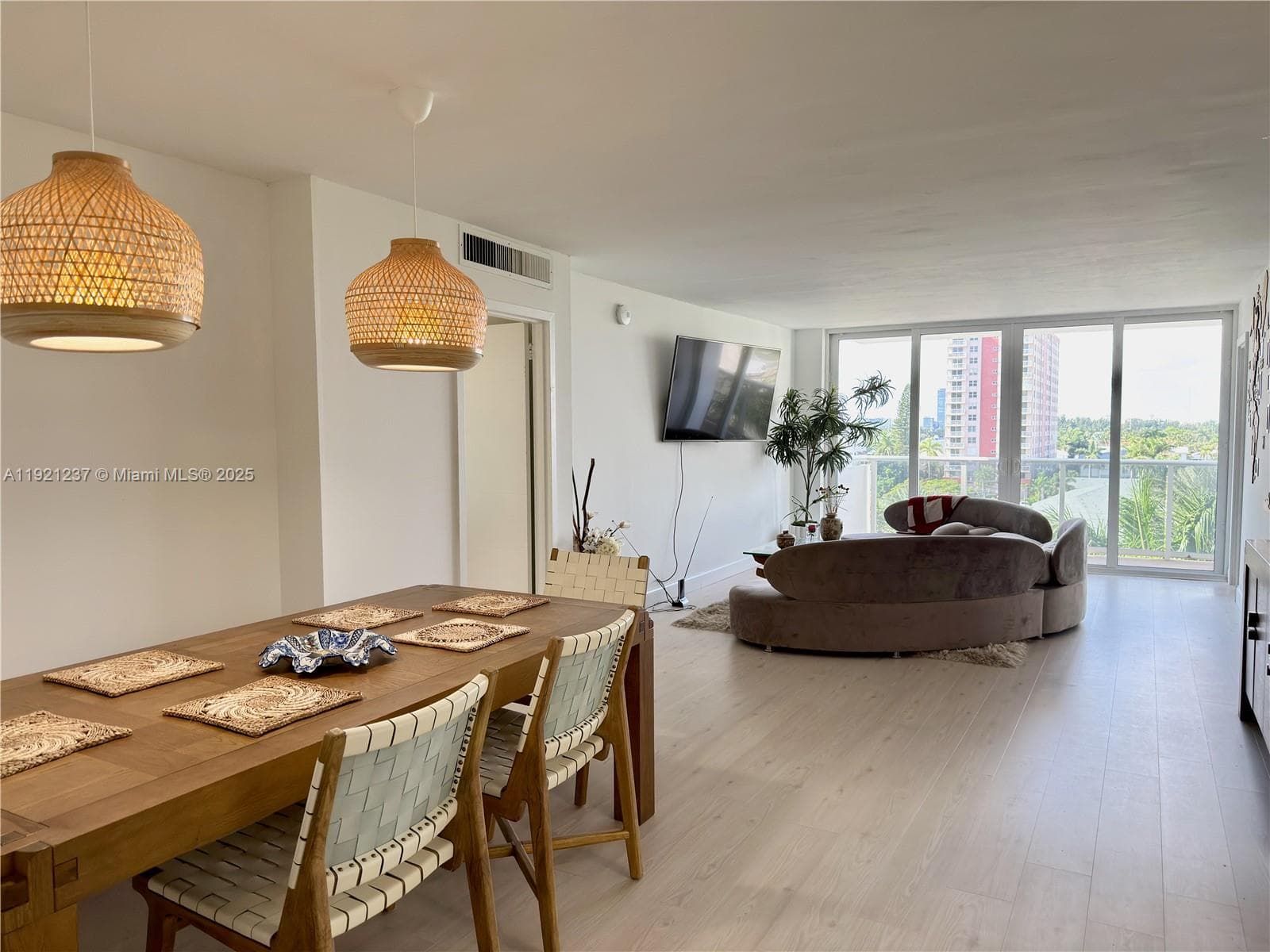 PARKER TOWER CONDO · #512 in Hallandale Beach - Photo 40
