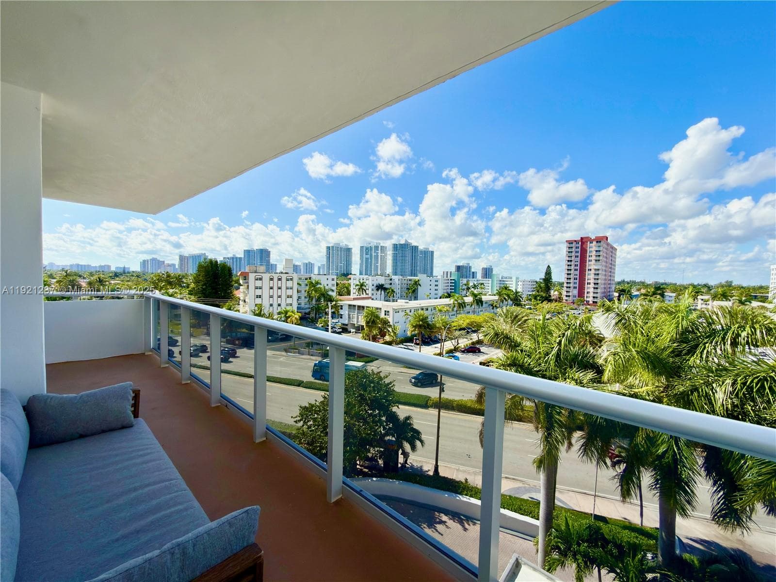 PARKER TOWER CONDO · #512 in Hallandale Beach - Photo 25