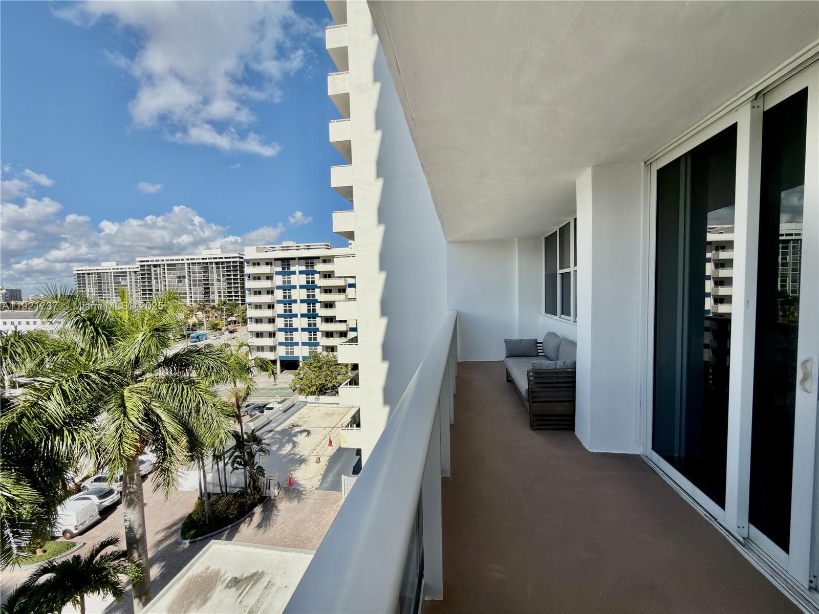 PARKER TOWER CONDO · #512 in Hallandale Beach - Photo 21