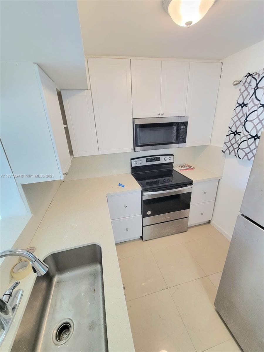 SUNSET HILLS I CONDOMINIU · #111 in Lauderdale Lakes - Photo 7