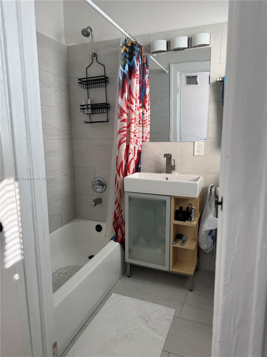 EVERGLADES EAST CONDO · #304 in Miami Beach - Photo 37