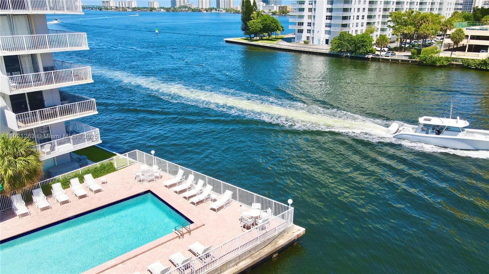 EDEN POINT NORTH CONDO · #605 in North Miami Beach - Photo 9