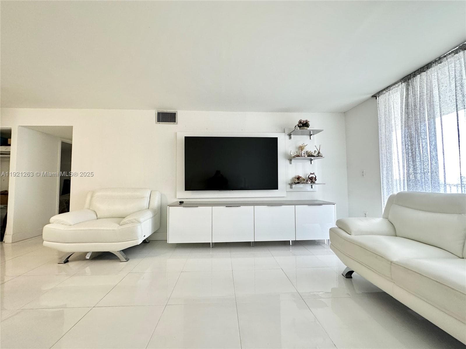 EDEN POINT NORTH CONDO · #605 in North Miami Beach - Photo 15