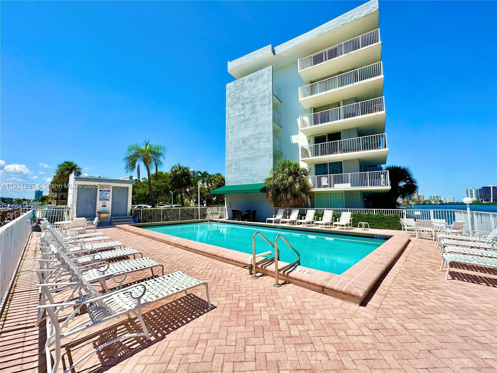 EDEN POINT NORTH CONDO · #605 in North Miami Beach - Photo 31