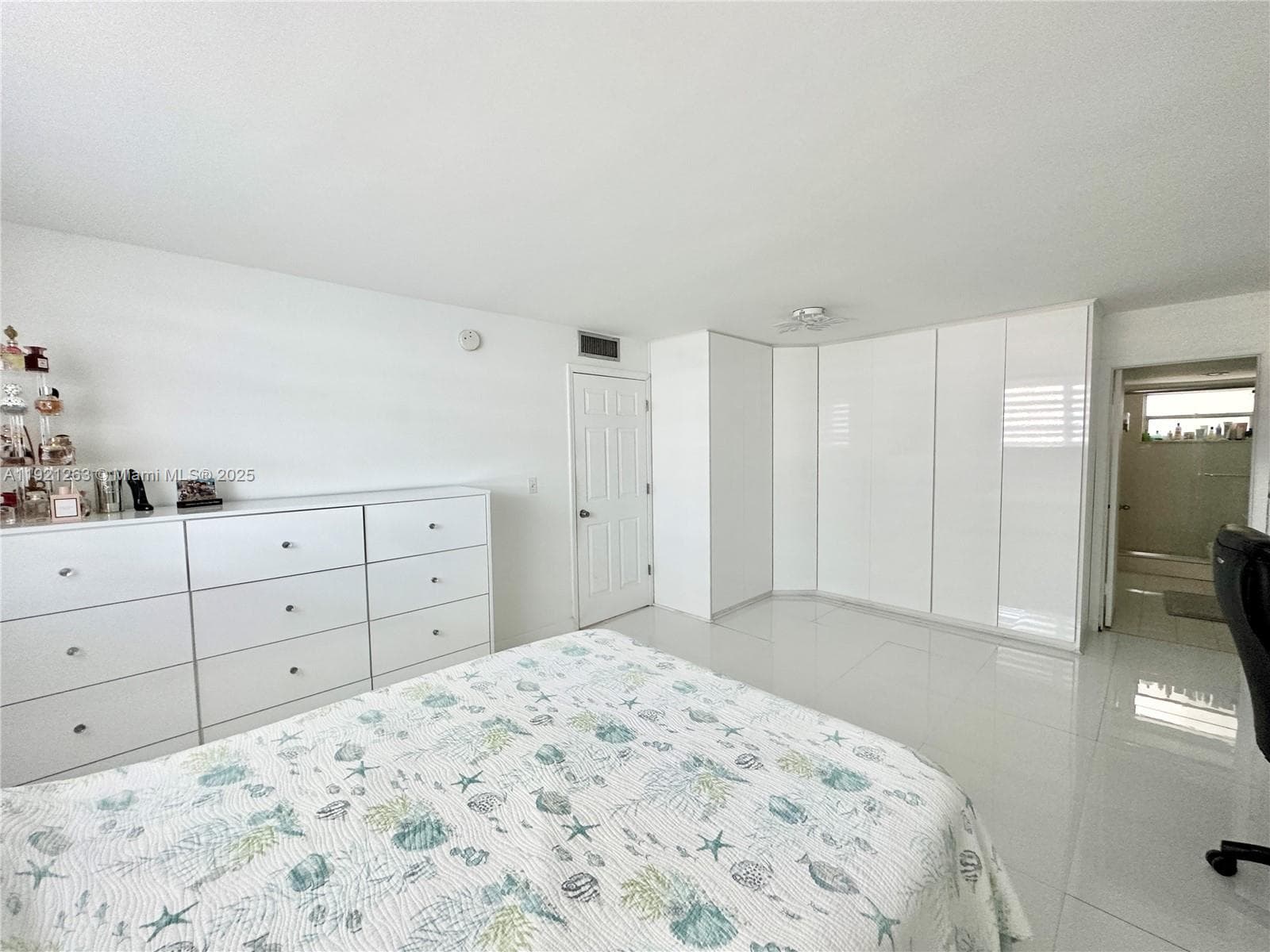 EDEN POINT NORTH CONDO · #605 in North Miami Beach - Photo 39