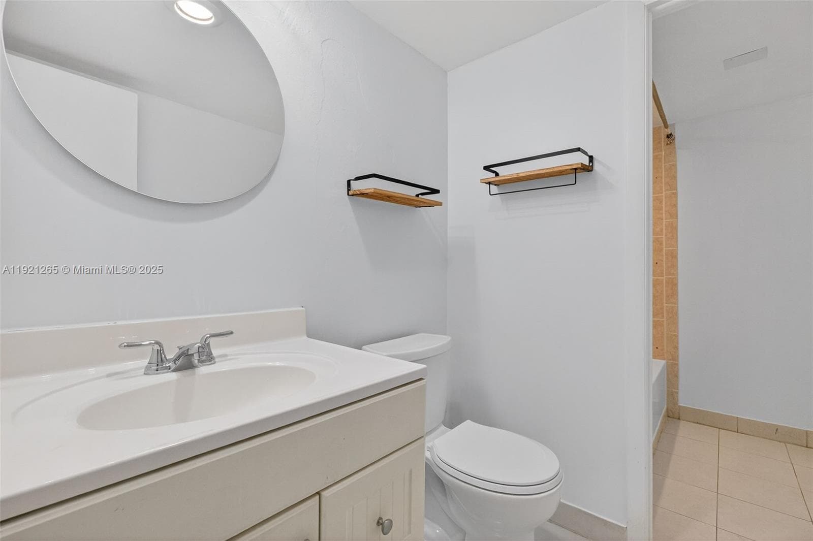 LINCOLN WEST TOWERS CONDO · #602 in Miami Beach - Photo 25