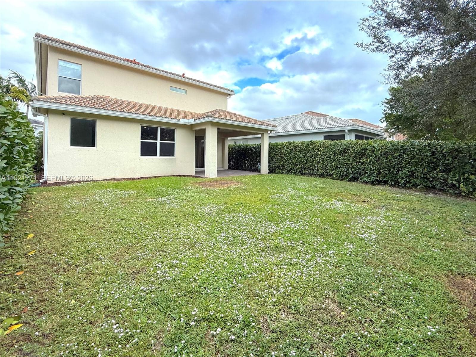 4352 Large Leaf Ln photo 2