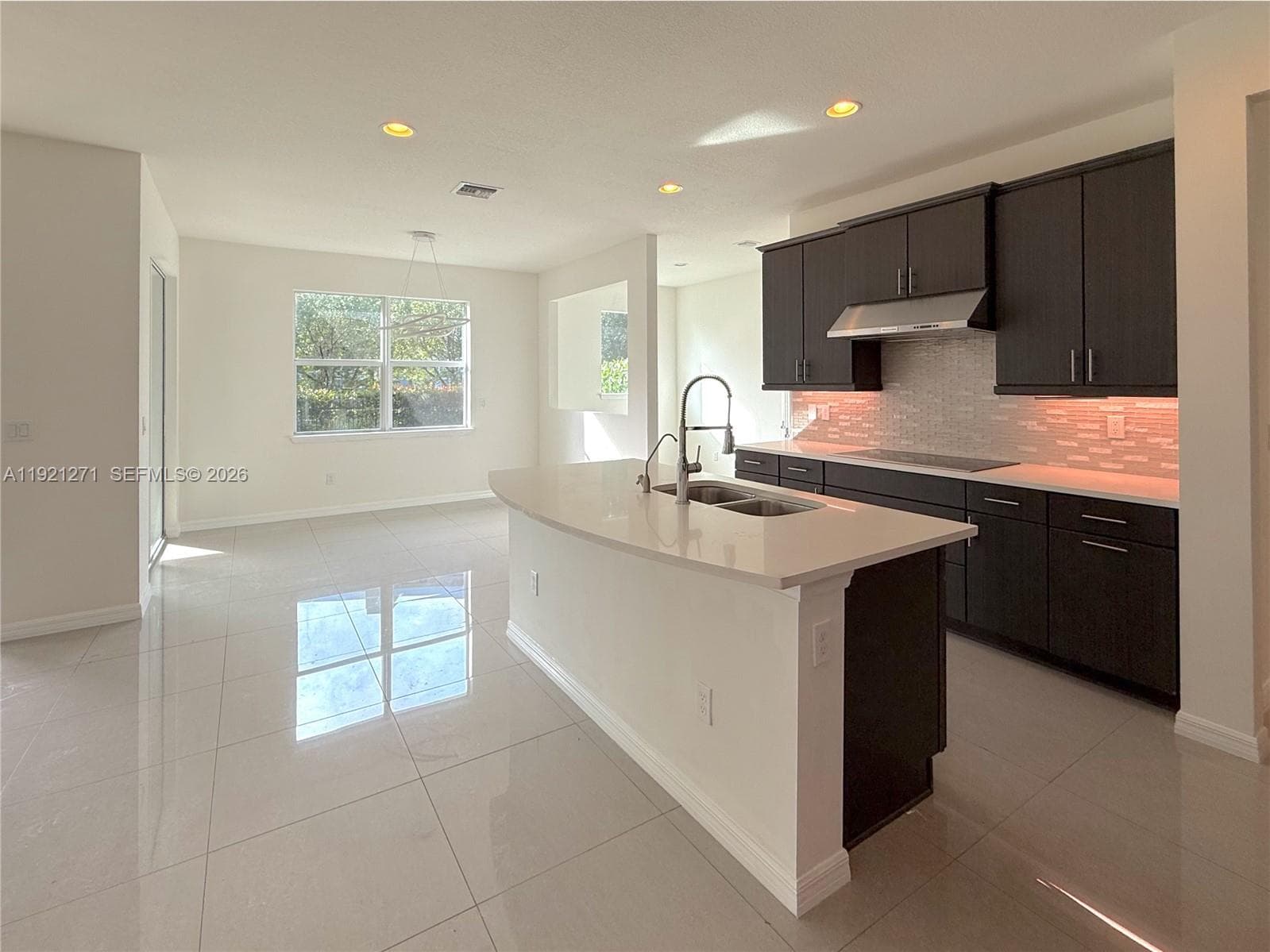 4352 Large Leaf Ln photo 6