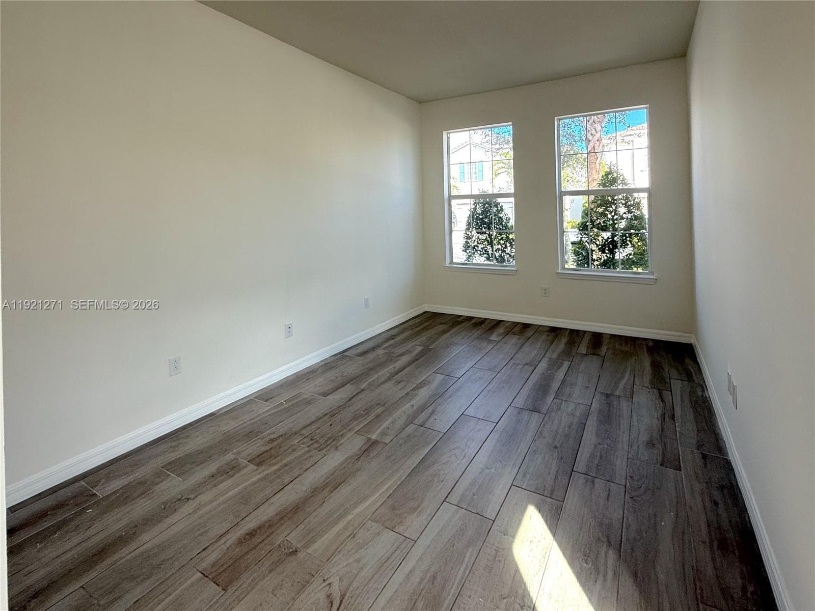 4352 Large Leaf Ln photo 12