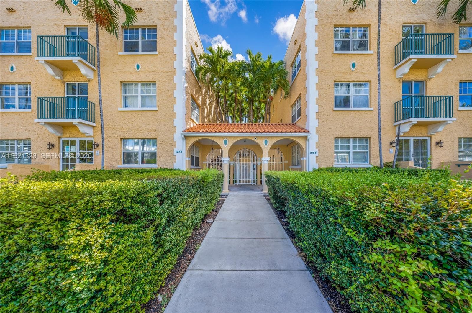 THE ROOSEVELT CONDO · #307 in Miami Beach - Photo 2