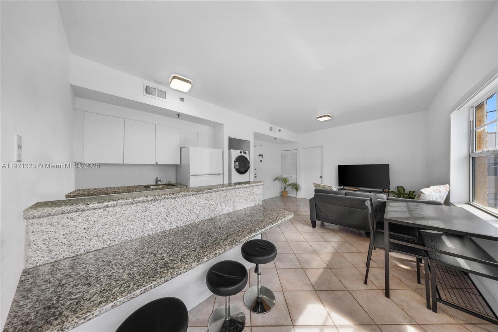THE ROOSEVELT CONDO · #307 in Miami Beach - Photo 16