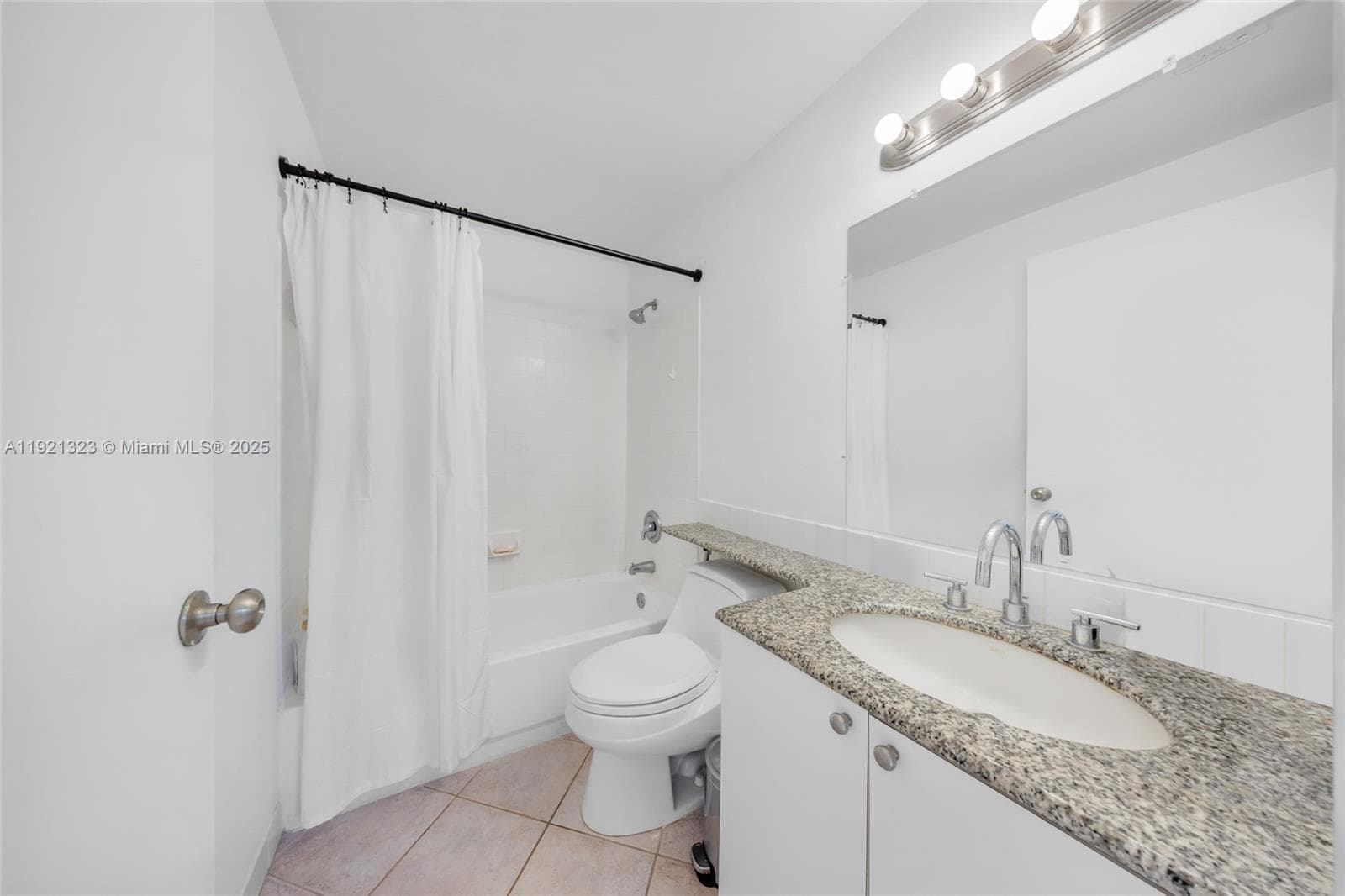 THE ROOSEVELT CONDO · #307 in Miami Beach - Photo 9