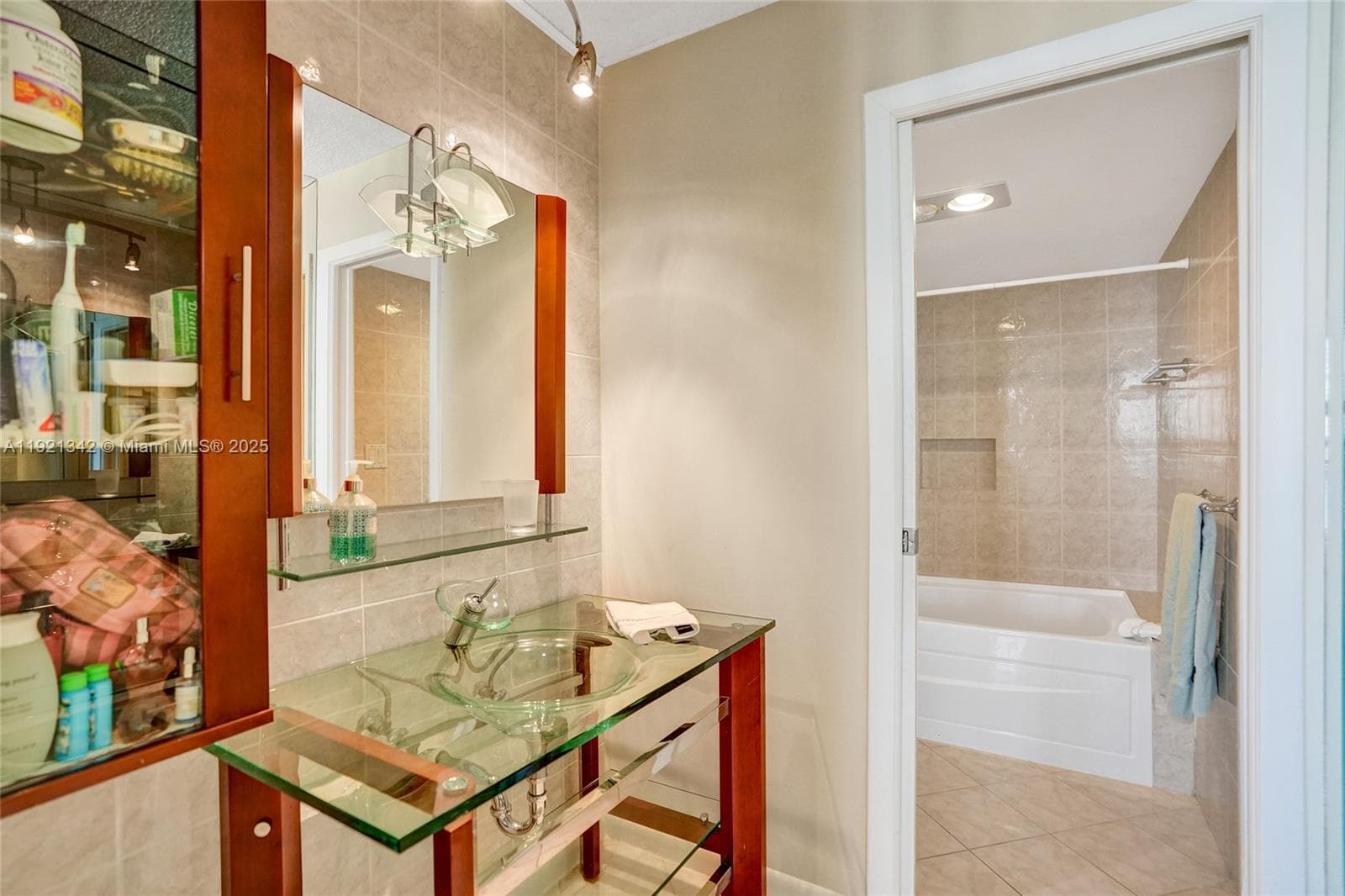 Silver Thatch · #308 in Pompano Beach - Photo 11