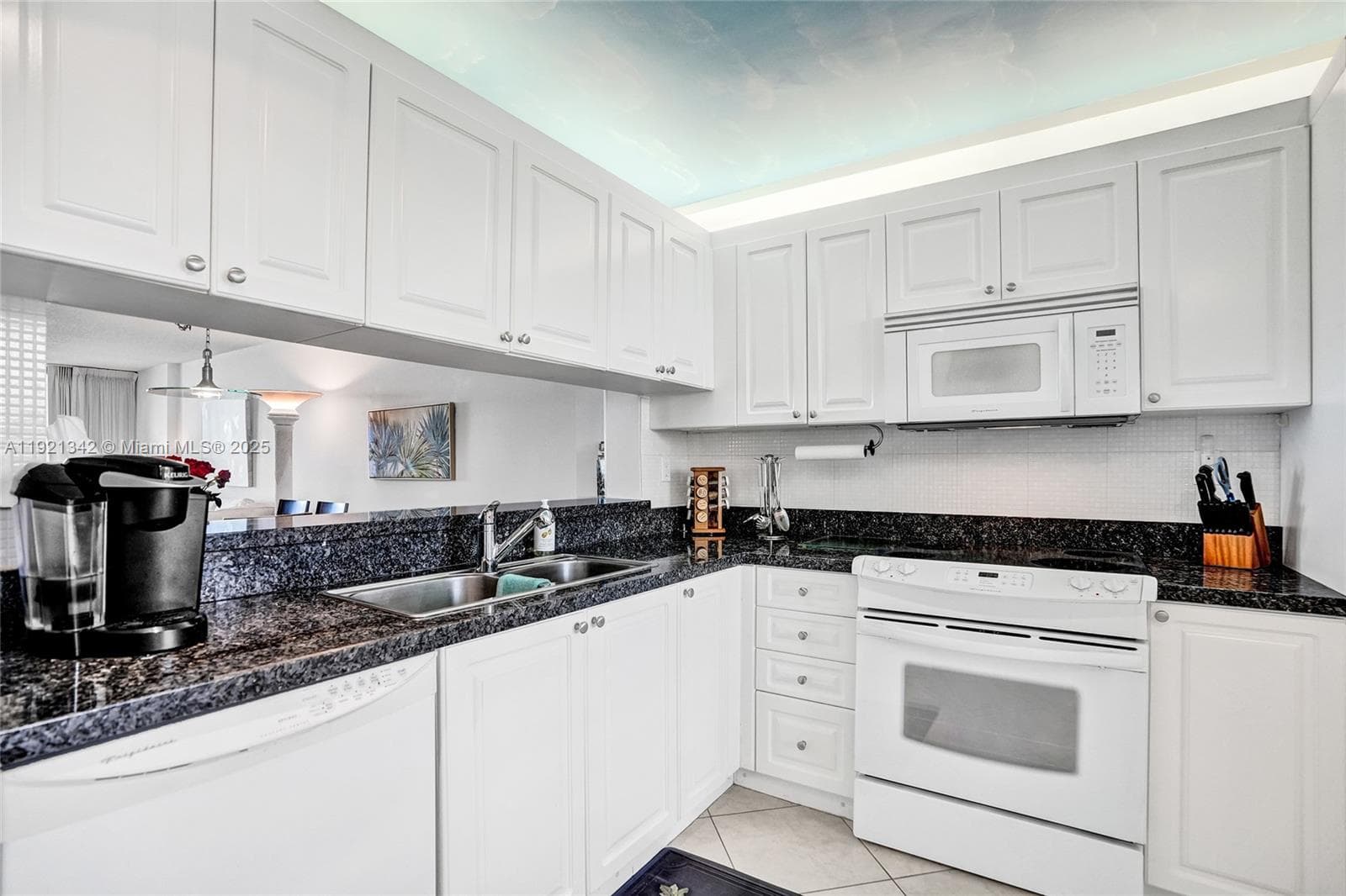 Silver Thatch · #308 in Pompano Beach - Photo 21