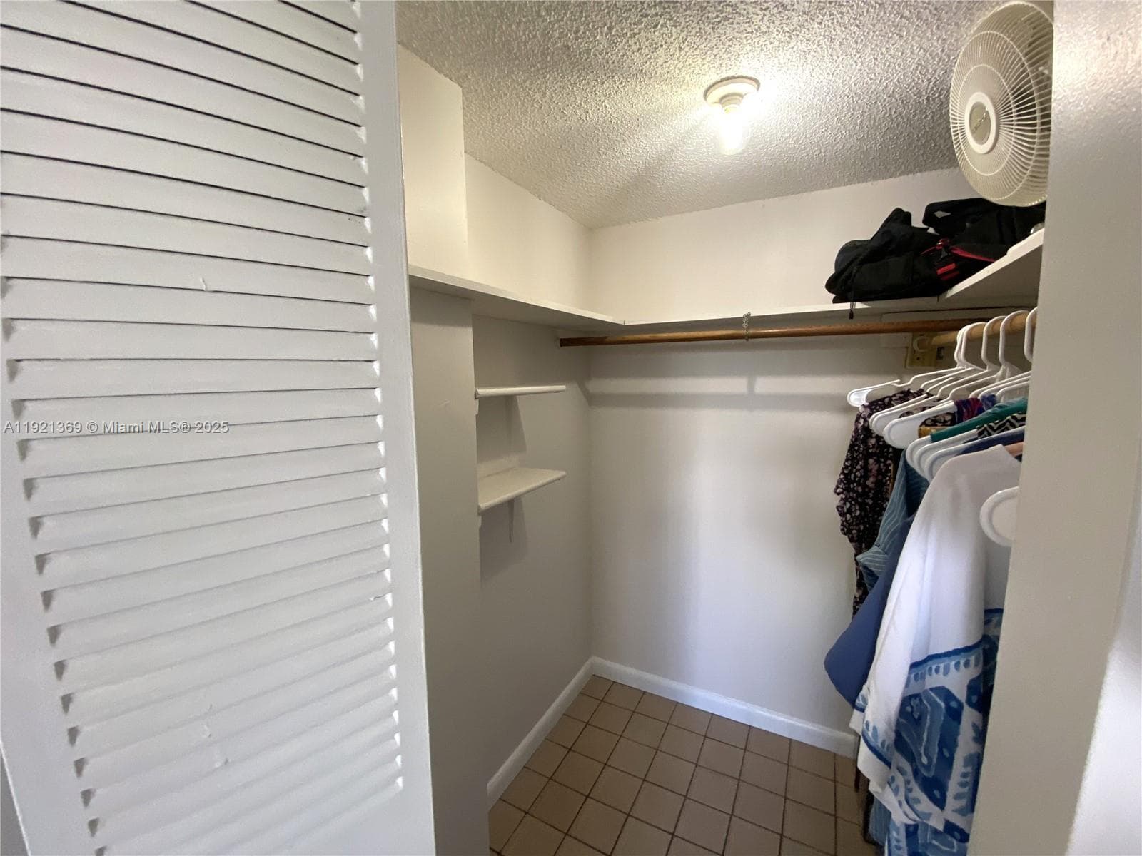 TALL TREES CONDO · #513 in North Miami Beach - Photo 11