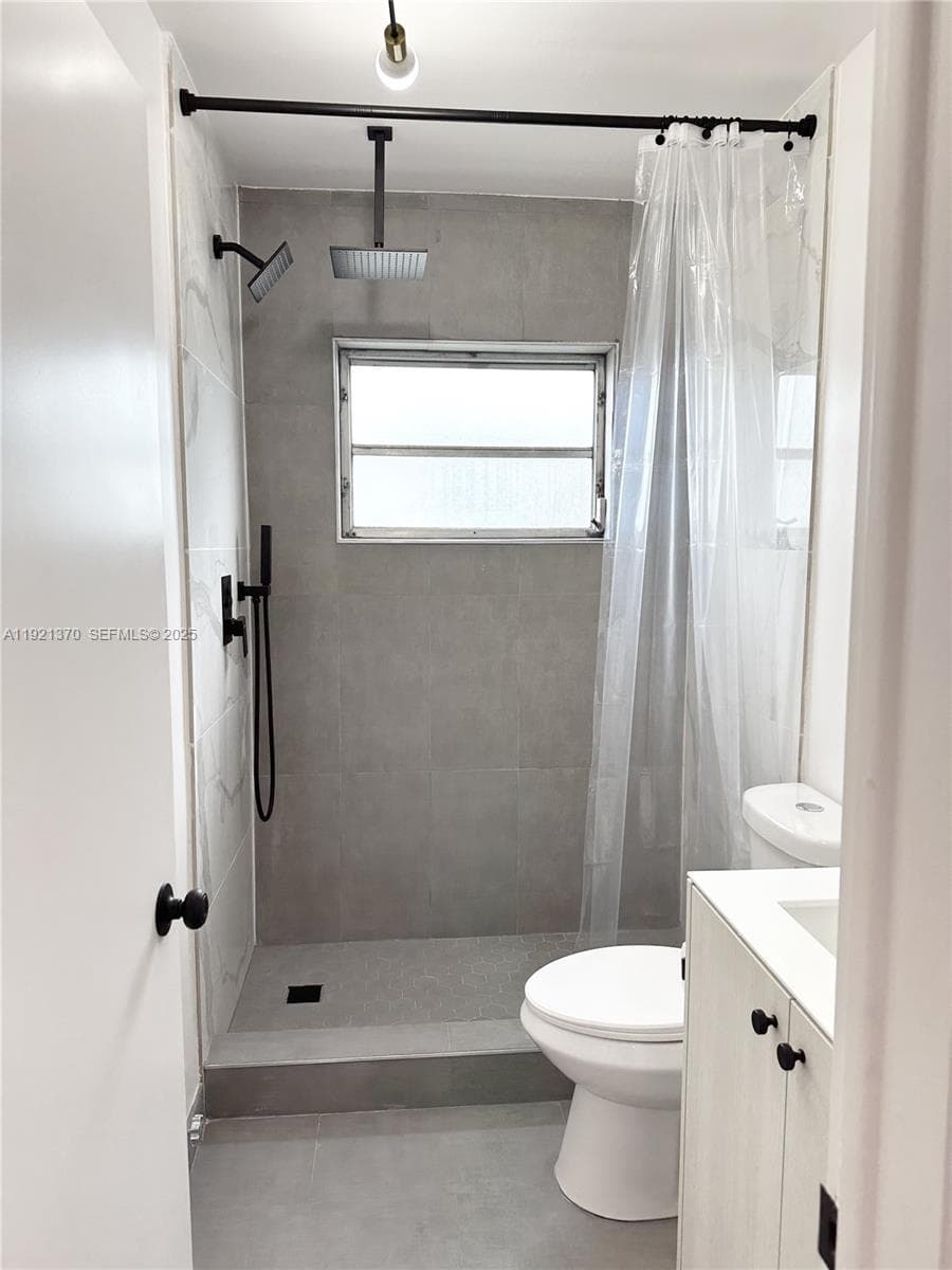 SEVENTEENTH GREEN CONDO · #209 in Hallandale Beach - Photo 12