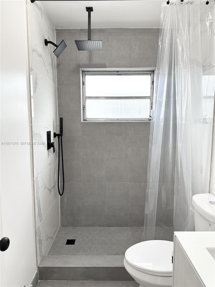SEVENTEENTH GREEN CONDO · #209 in Hallandale Beach - Photo 11