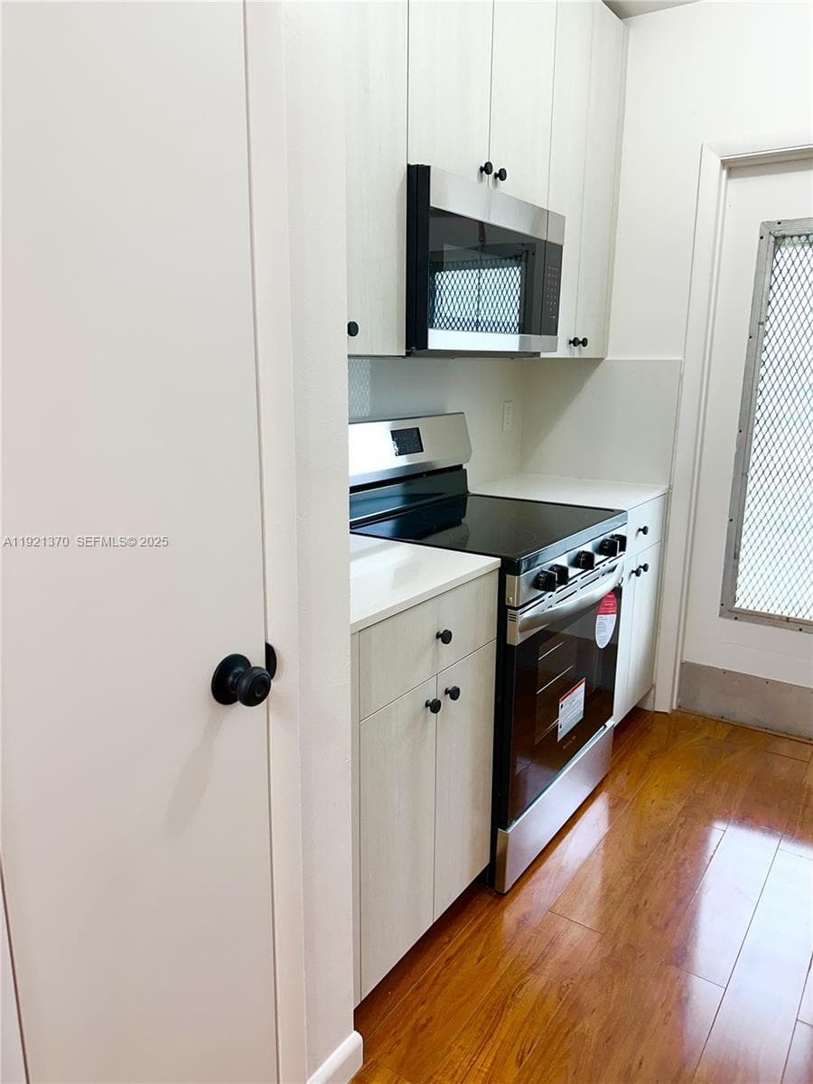 SEVENTEENTH GREEN CONDO · #209 in Hallandale Beach - Photo 8