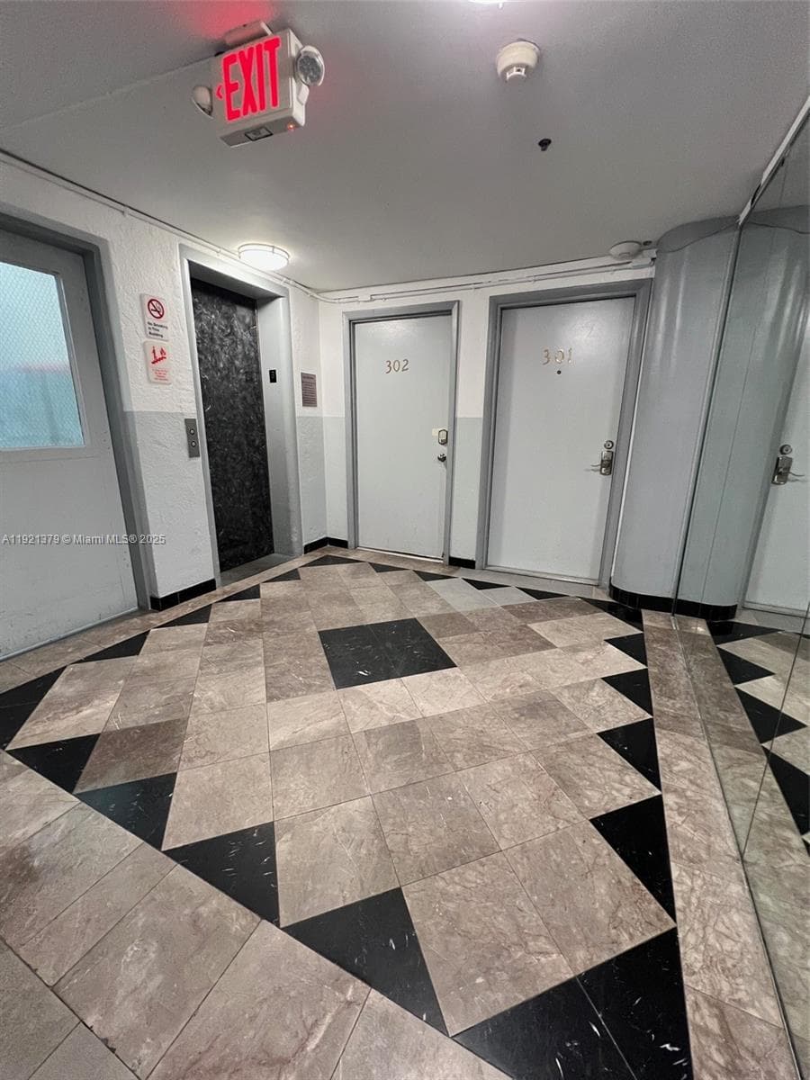 Del Rio Condo · #303 in Miami Beach - Photo 19