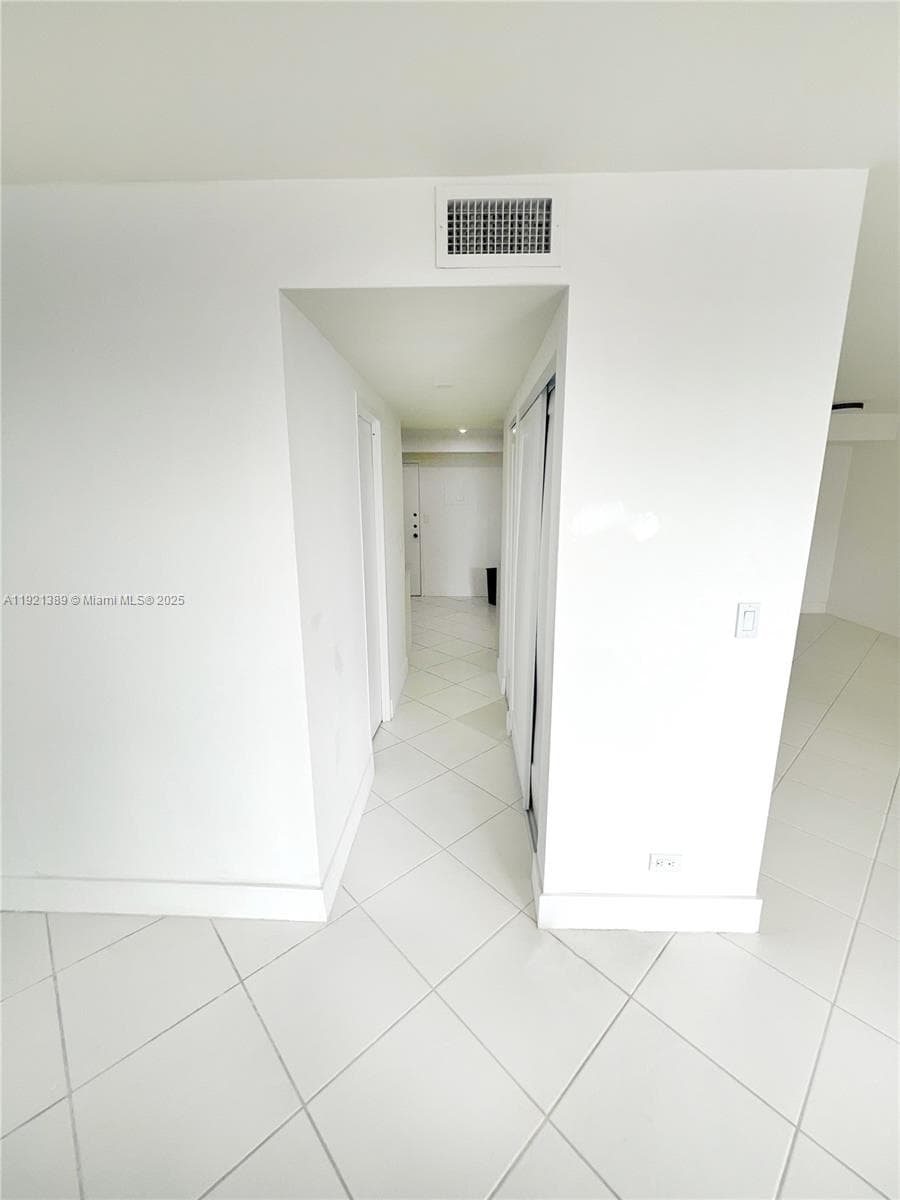 WINSTON TOWERS 200 · #2012 in Sunny Isles Beach - Photo 13