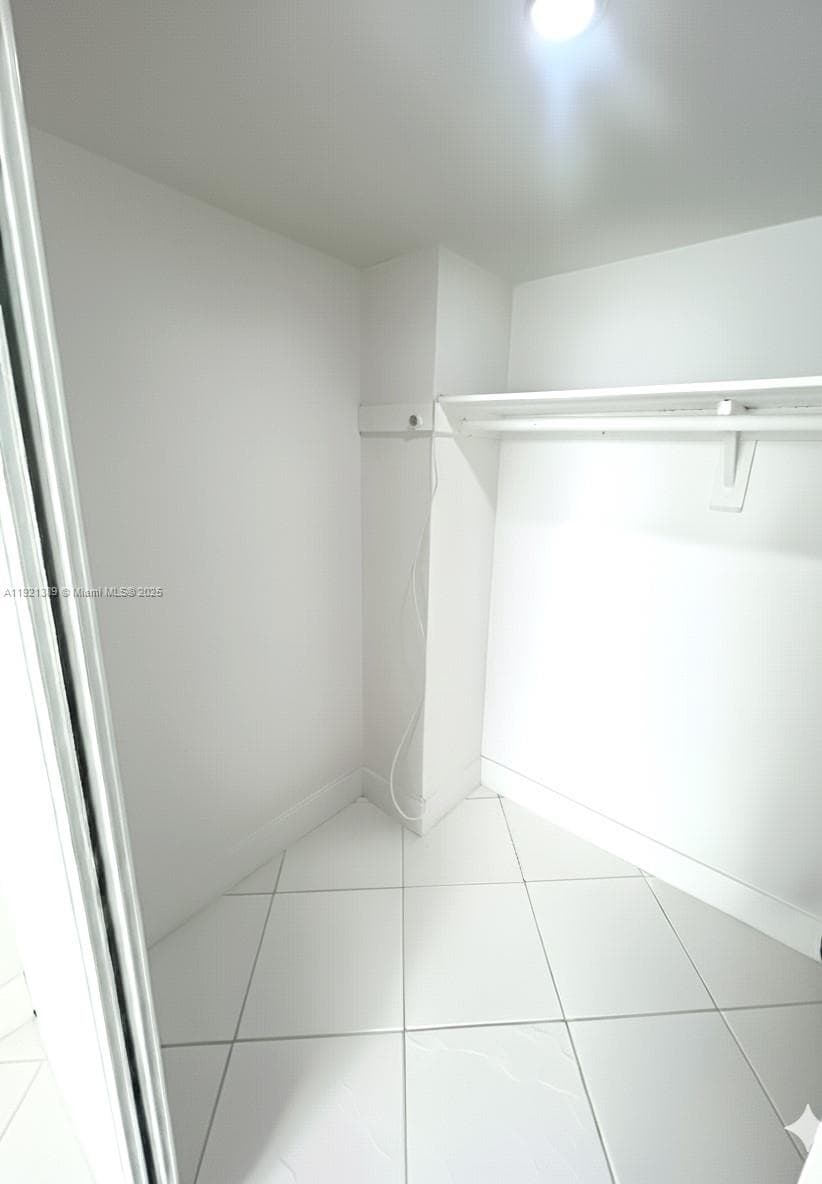 WINSTON TOWERS 200 · #2012 in Sunny Isles Beach - Photo 28