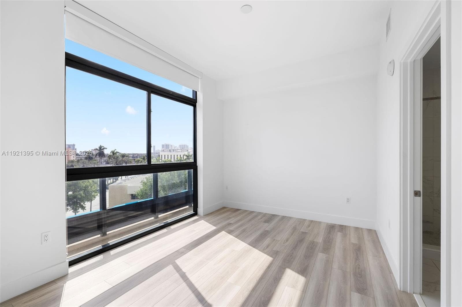 Slate Hallandale · #0510 in Hallandale Beach - Photo 21