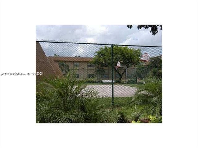 LAKESIDE CONDO AT LAUDERD · #102 in Lauderdale Lakes - Photo 10