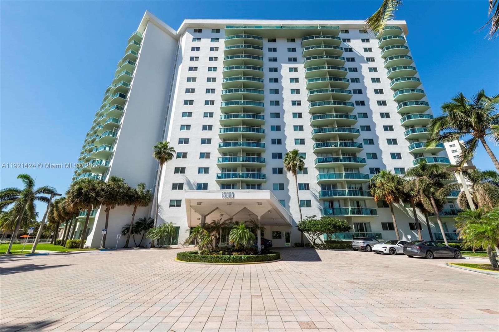OCEANVIEW BUILDING B COND · #PH-6 in Sunny Isles Beach - Photo 32