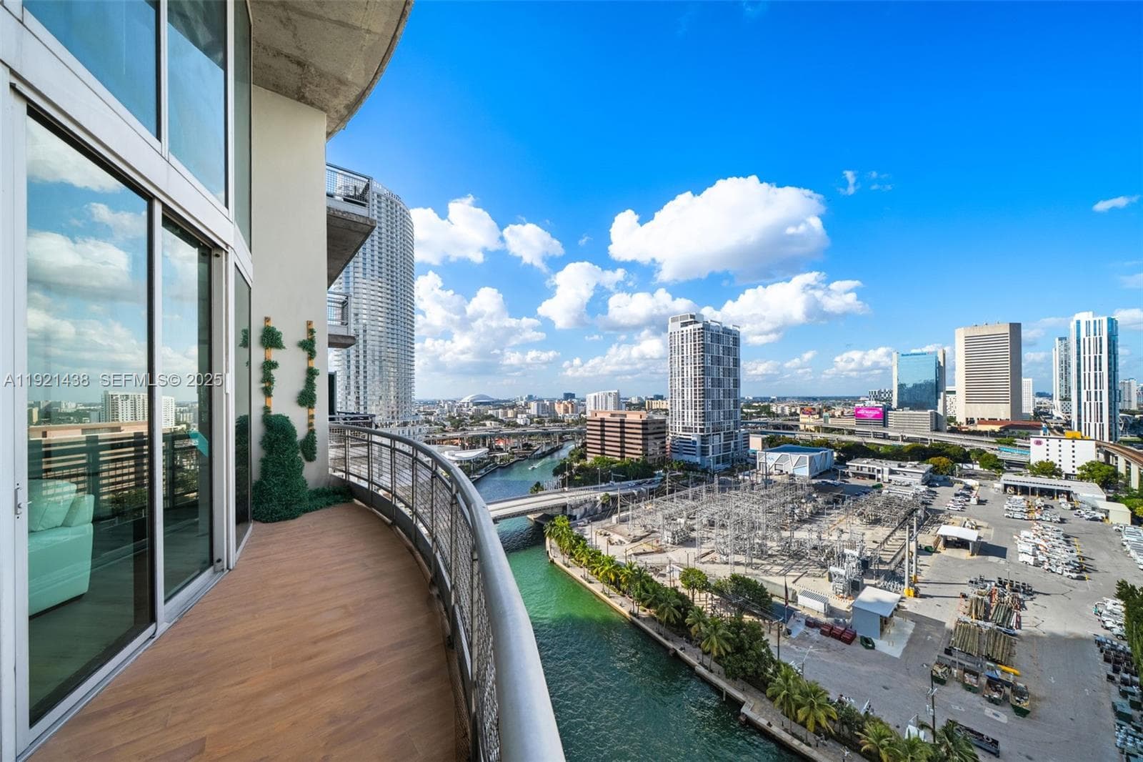 NEO VERTIKA CONDO · #2101 in Miami - Photo 33